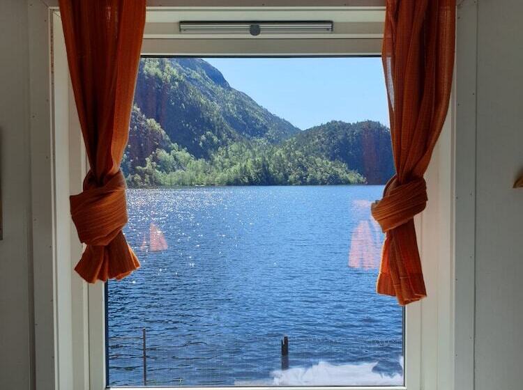 בית מלון כפרי Grimen Camping