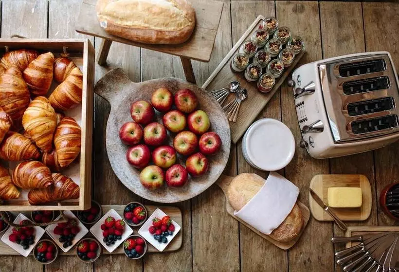 Hotelli Hampton Manor