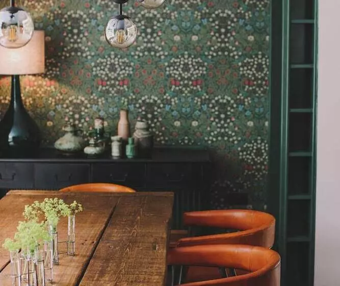 Hotelli Hampton Manor