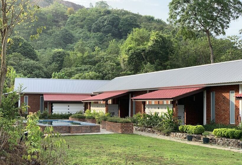 בית מלון כפרי Hujung Kampung