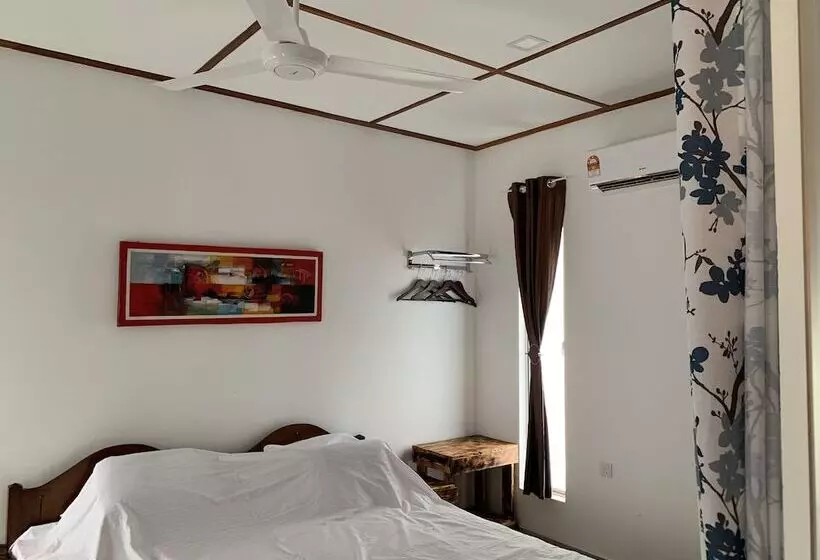 Hotelli Hujung Kampung