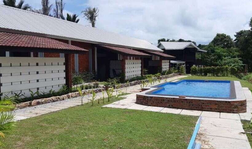 בית מלון כפרי Hujung Kampung