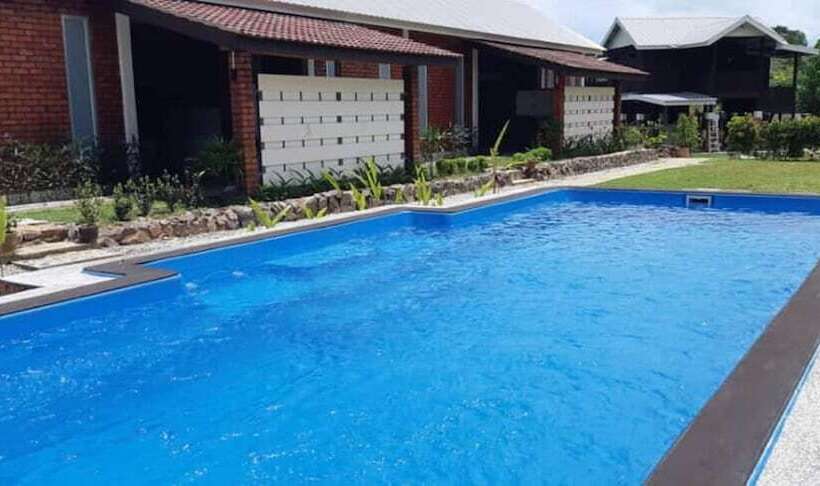 בית מלון כפרי Hujung Kampung