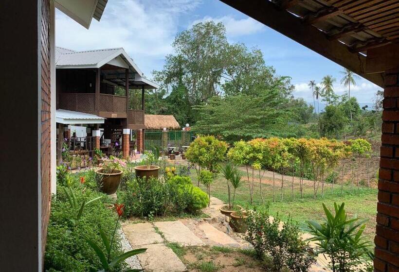 בית מלון כפרי Hujung Kampung