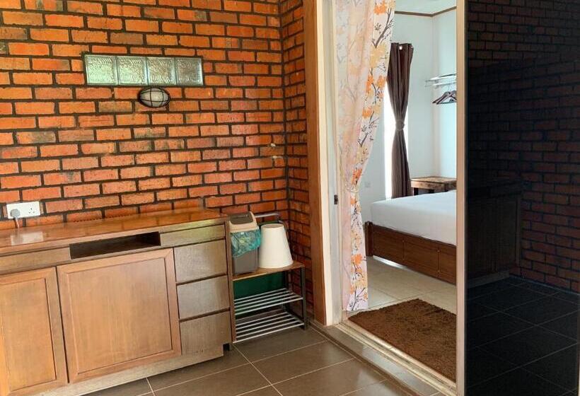 בית מלון כפרי Hujung Kampung