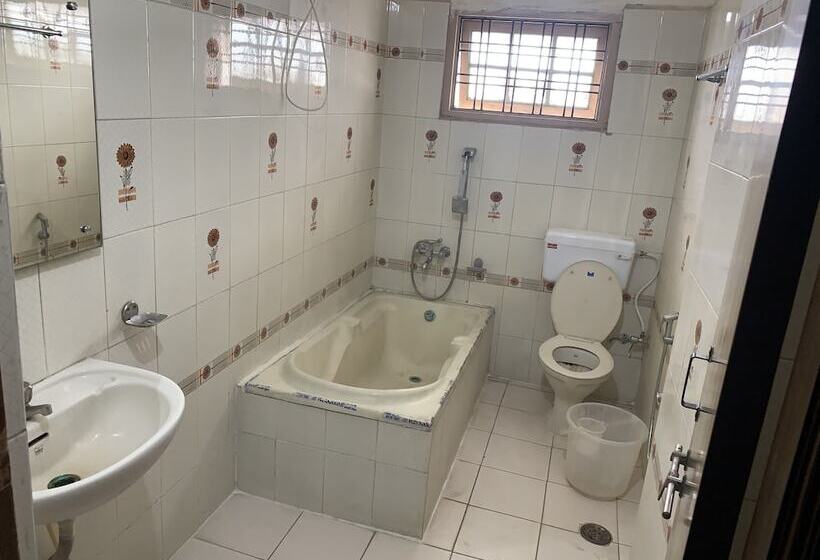 Отель Kp Suites