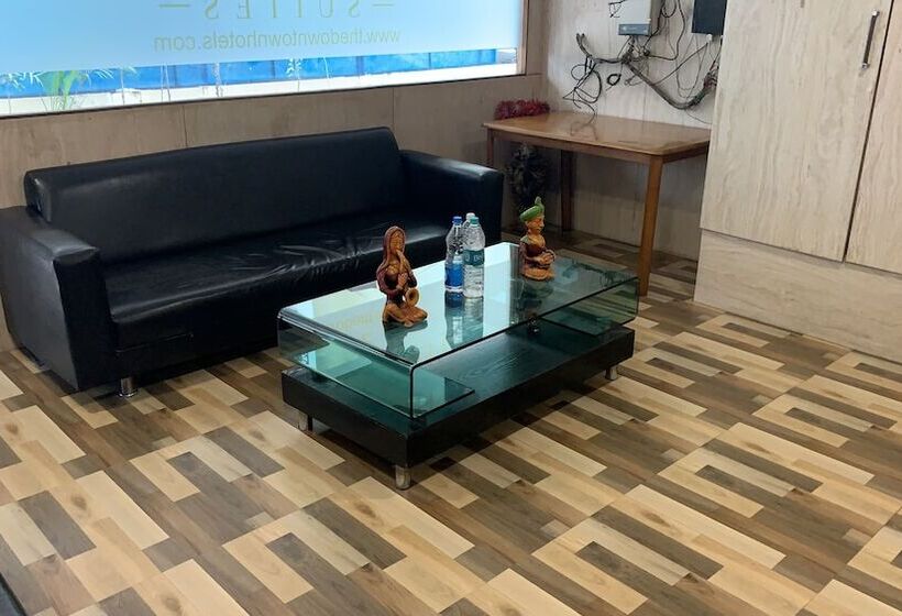 Отель Kp Suites