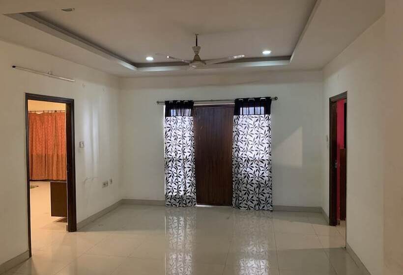 Отель Kp Suites