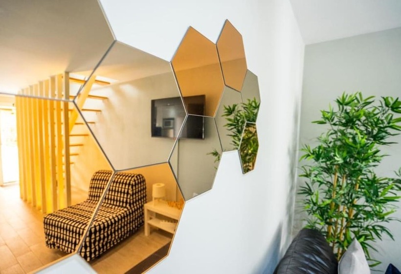 هتل Oporto Explorers