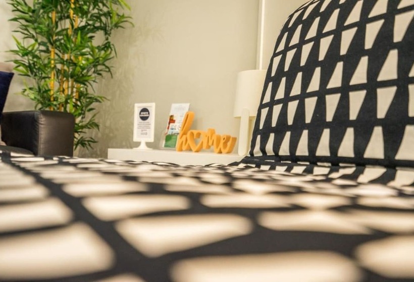 هتل Oporto Explorers