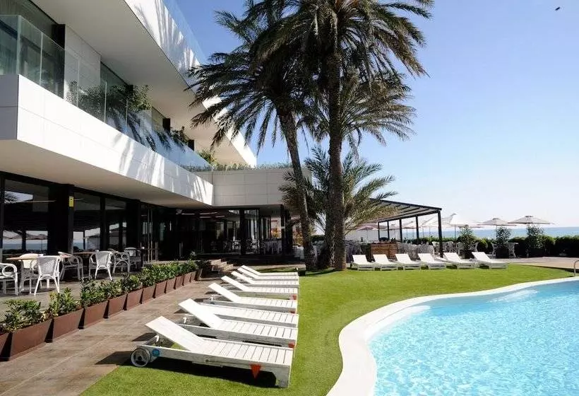 Hotelli Playa Grande By Tropical