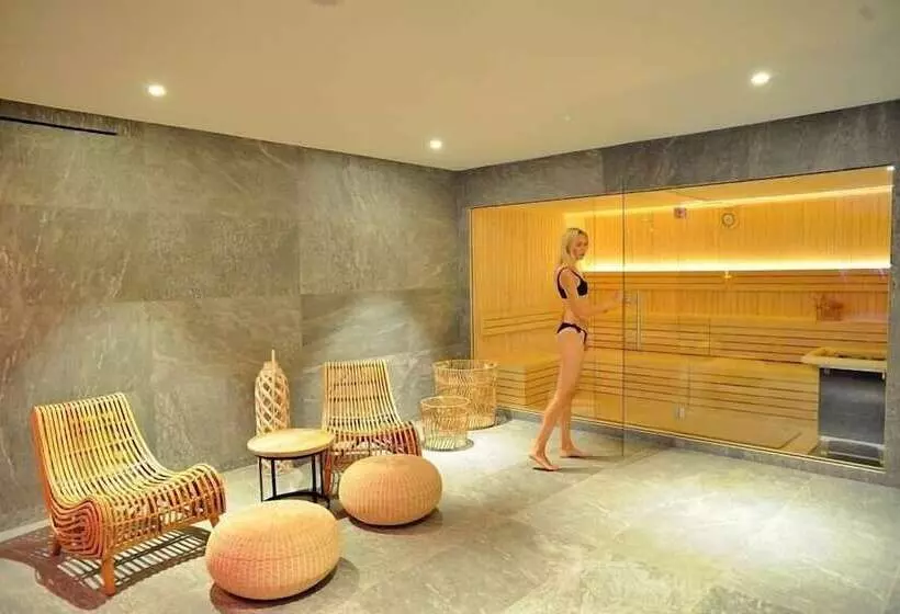 Hotelli Playa Grande By Tropical