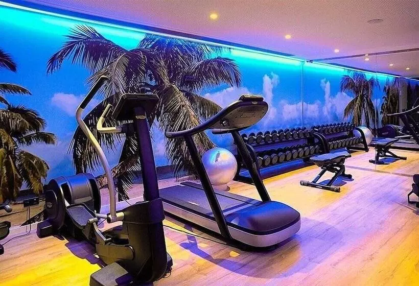 Hotelli Playa Grande By Tropical