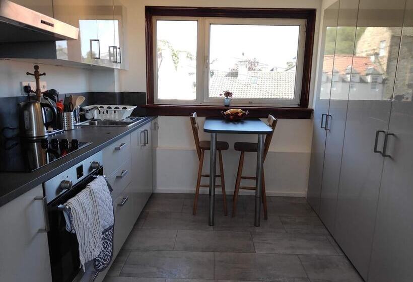 Lovely 2bd Flat In Picturesque Limekilns Fife