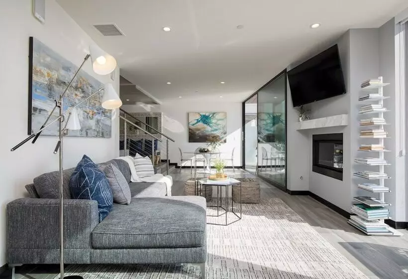 Matador By Avantstay Ocean Front Malibu Pad W/ Rooftop Patio