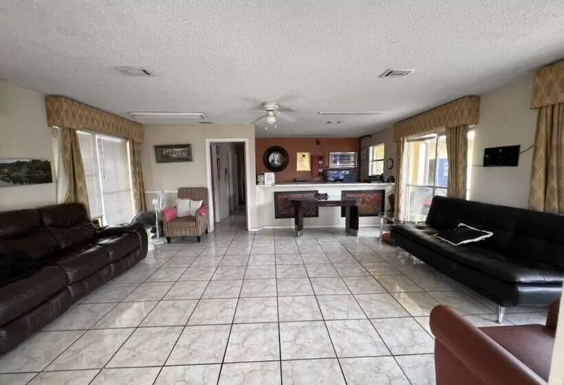 Motelli Great Western Inn & Suites