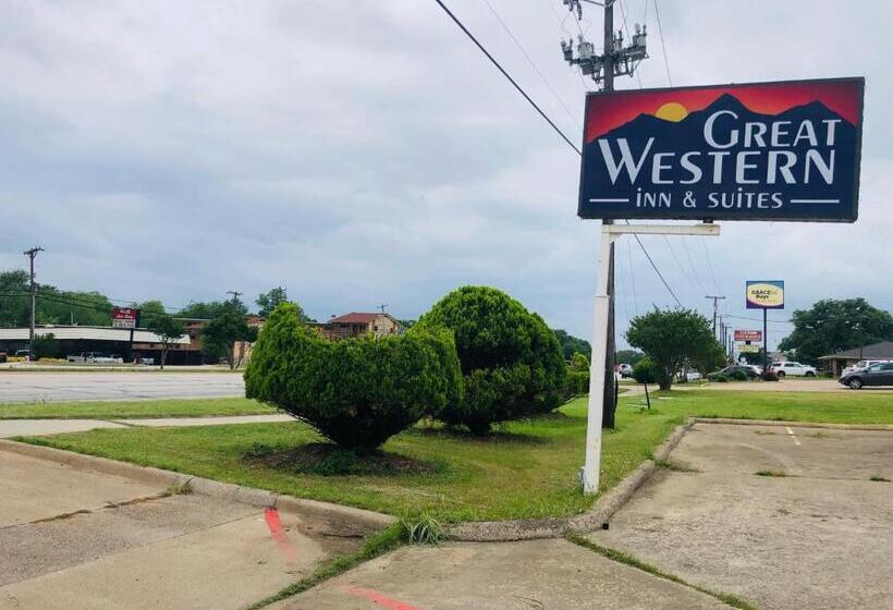 فندق على الطريق Great Western Inn & Suites