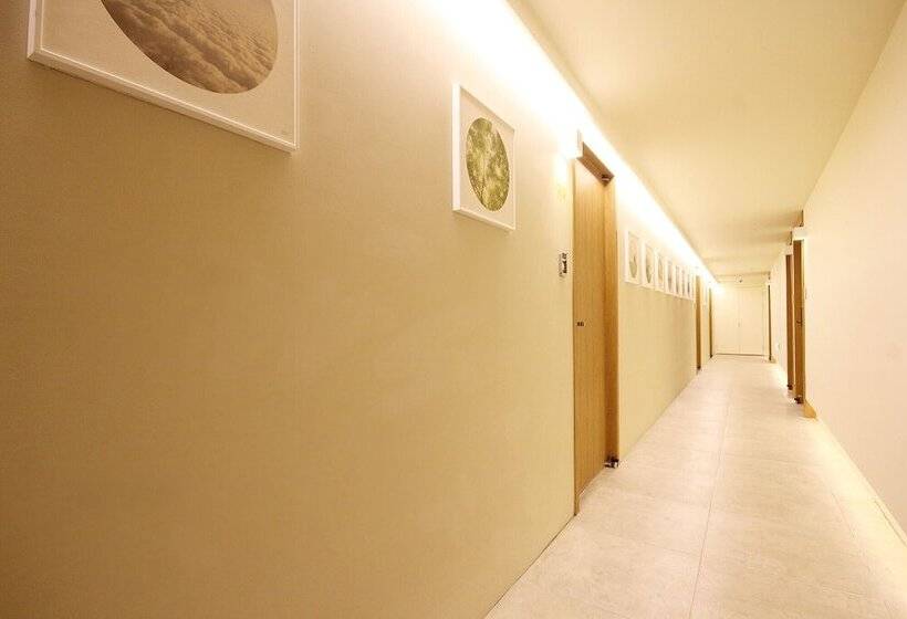 Motel Yaja Busan Sasang Terminal