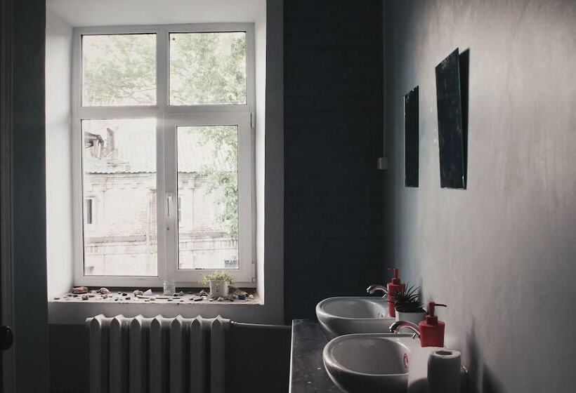 Nice Hostel Alekseevskaya