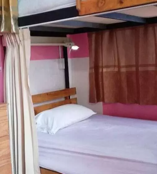 Okhome Hostel