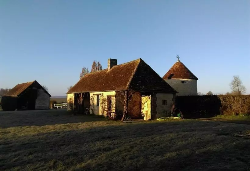 Majatalo Domaine De Prestal