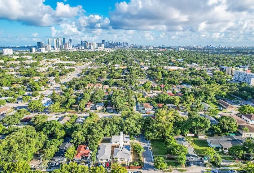 펜션 Superior Design District 3bd Home