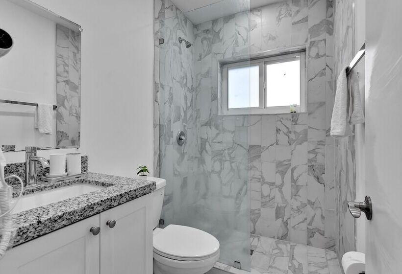 펜션 Superior Design District 3bd Home