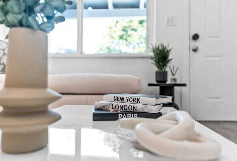 펜션 Superior Design District 3bd Home