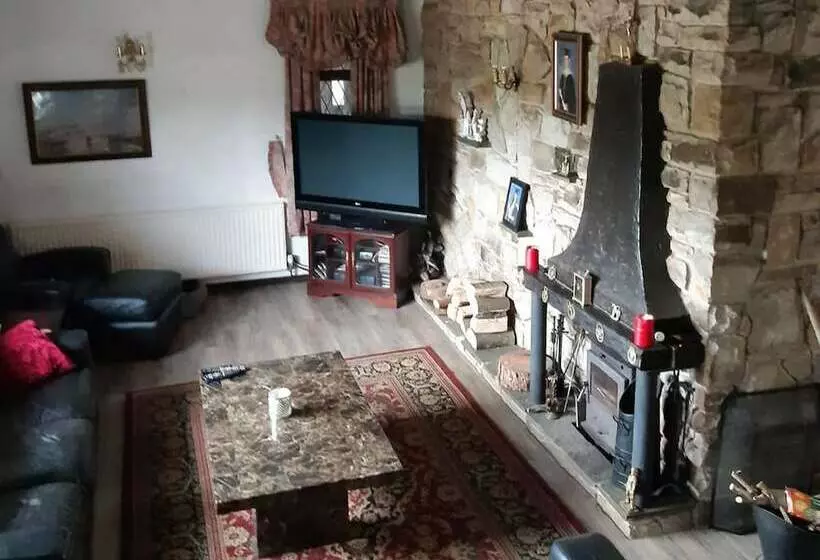 Residenssi Luxury Farm House With Swimming Pool Eurovision 23