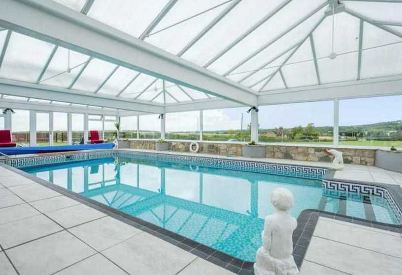 إقامة Luxury Farm House With Swimming Pool Eurovision 23