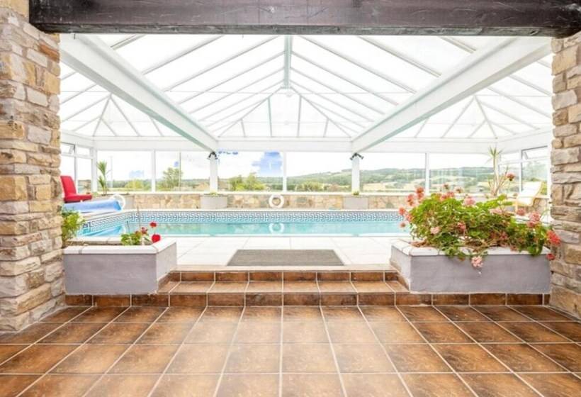 إقامة Luxury Farm House With Swimming Pool Eurovision 23