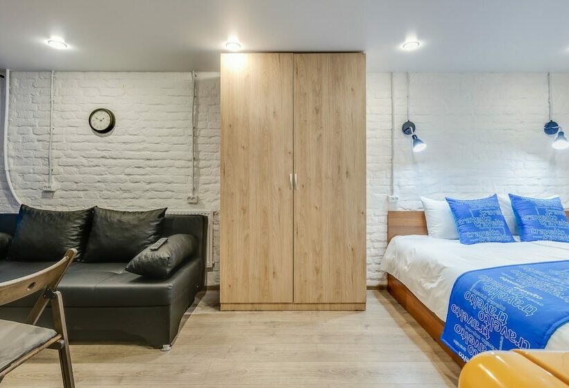 Travelto Fontanka 87