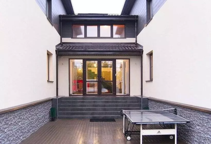 Guest House Opaliha Loft Rooms   Hostel