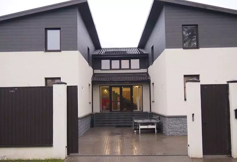 Guest House Opaliha Loft Rooms   Hostel