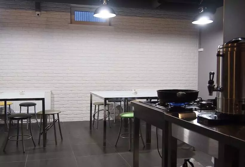 Guest House Opaliha Loft Rooms   Hostel