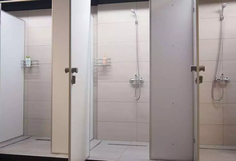 Guest House Opaliha Loft Rooms   Hostel