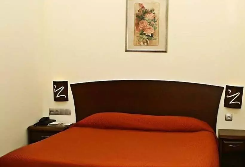 Hostel Gnezdo Pokrovka