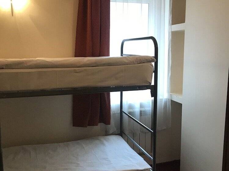 Hostel Gnezdo Pokrovka