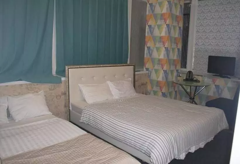 ホテル Bercy Arbat