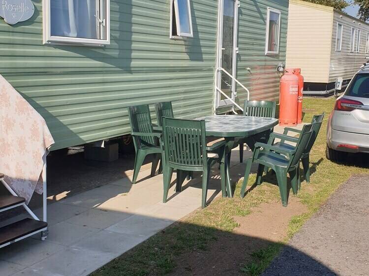 فندق Inviting 3 Bed Caravan In Porthcawl