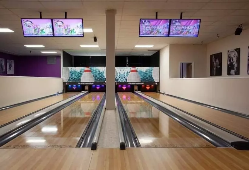 ホテル Inviting 3 Bed Caravan In Porthcawl