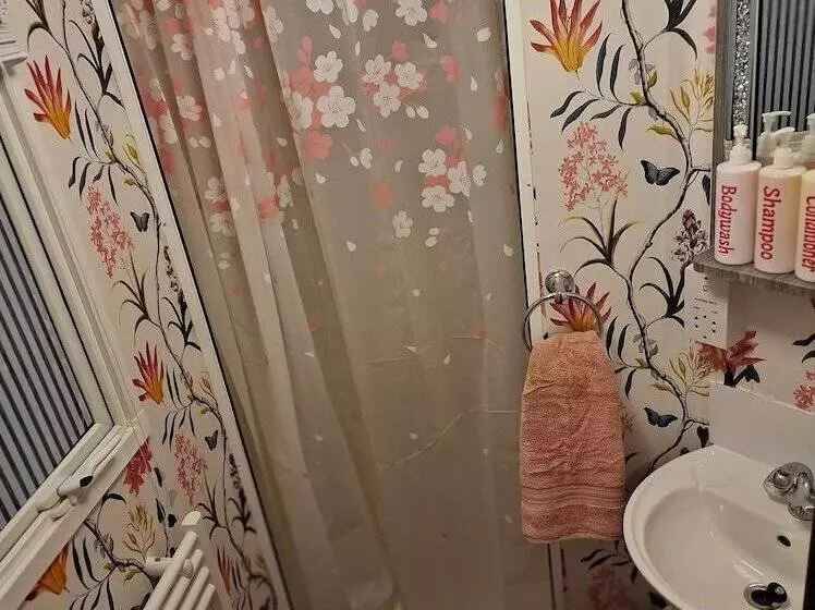 ホテル Inviting 3 Bed Caravan In Porthcawl