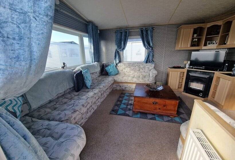 فندق Inviting 3 Bed Caravan In Porthcawl
