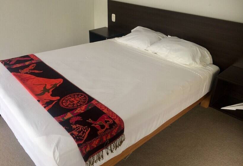 Hotel Laelia Miraflores