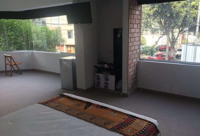 Hotel Laelia Miraflores