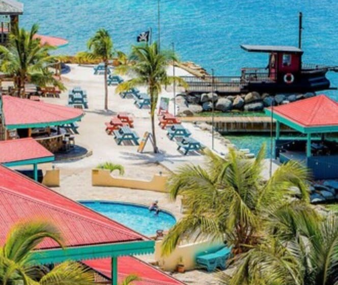 هتل Leverick Bay Resort And Marina