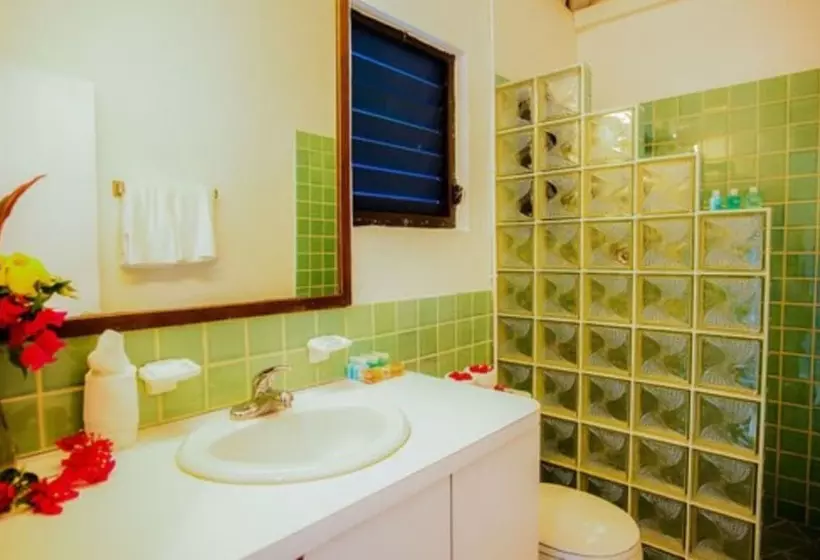 هتل Leverick Bay Resort And Marina