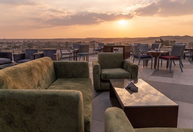 酒店 Nine Pyramids View