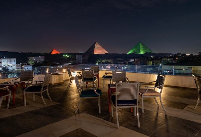 酒店 Nine Pyramids View