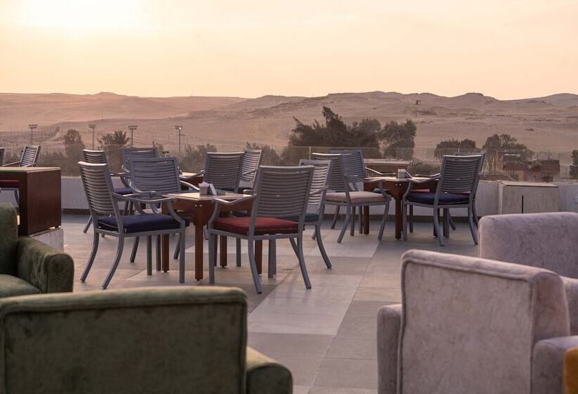 酒店 Nine Pyramids View